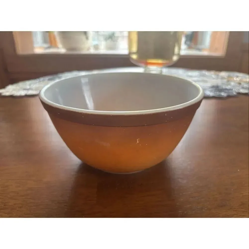 Vintage Pyrex Old Orchard Brown Nesting Bowl